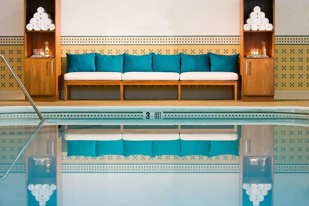 Renaissance Meadowlands Hotel Rutherford