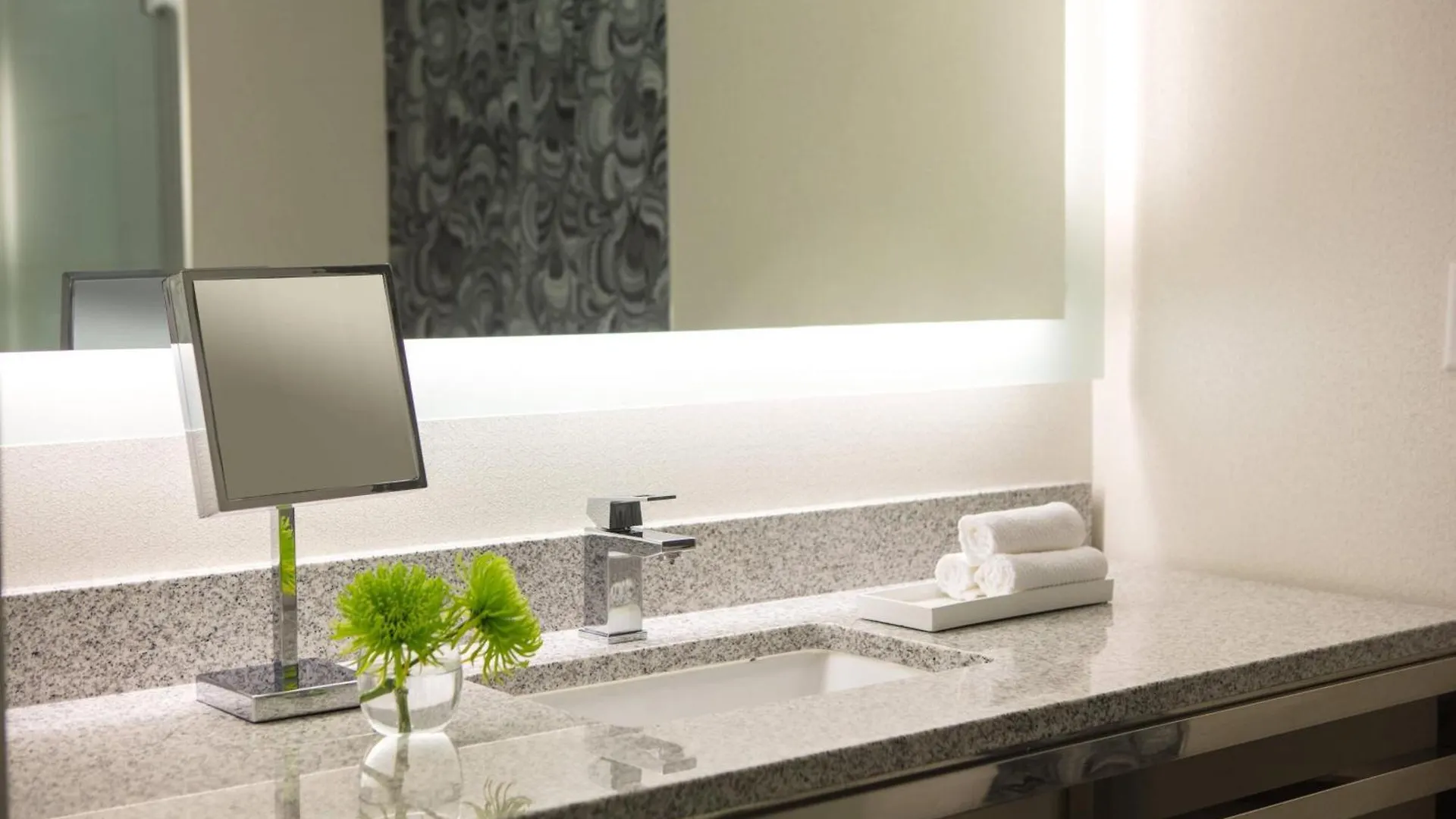 Renaissance Meadowlands Hotel Rutherford United States