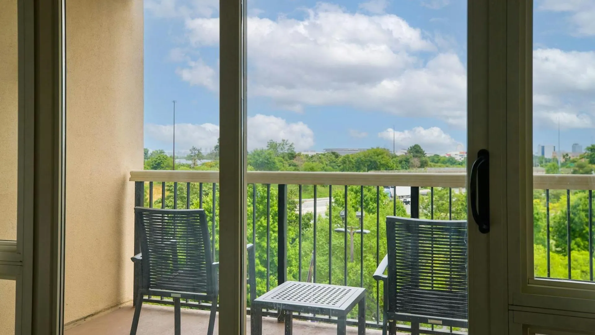 Renaissance Meadowlands Hotel Rutherford 3*,